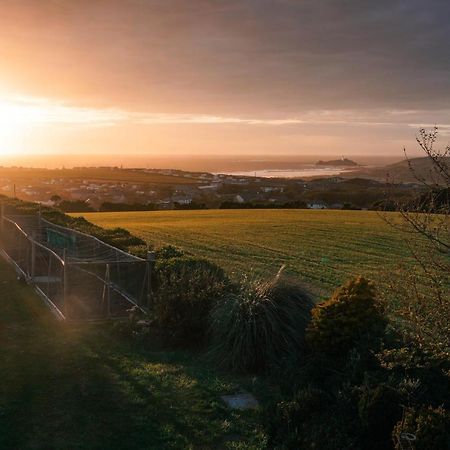Spacious Sea-View Apt. Overlooking St Ives Bay Gwithian 外观 照片