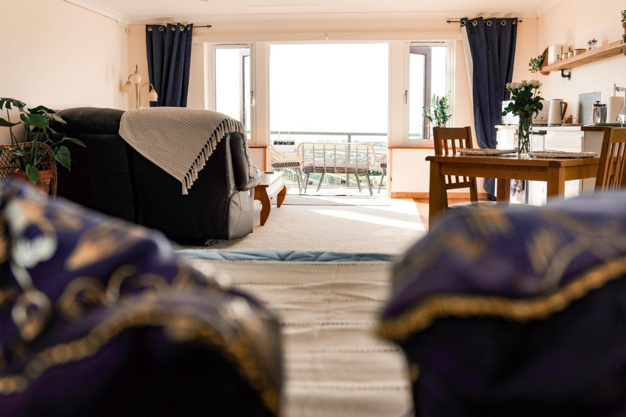 Spacious Sea-View Apt. Overlooking St Ives Bay Gwithian 外观 照片