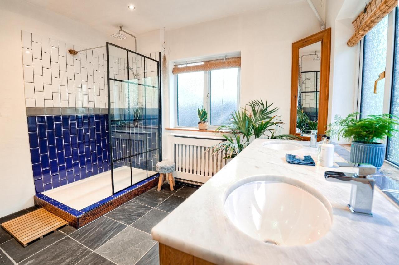Spacious Sea-View Apt. Overlooking St Ives Bay Gwithian 外观 照片