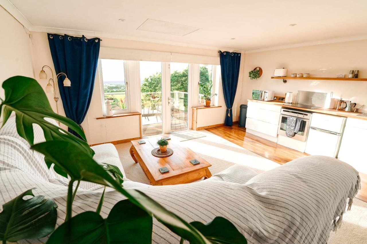 Spacious Sea-View Apt. Overlooking St Ives Bay Gwithian 外观 照片